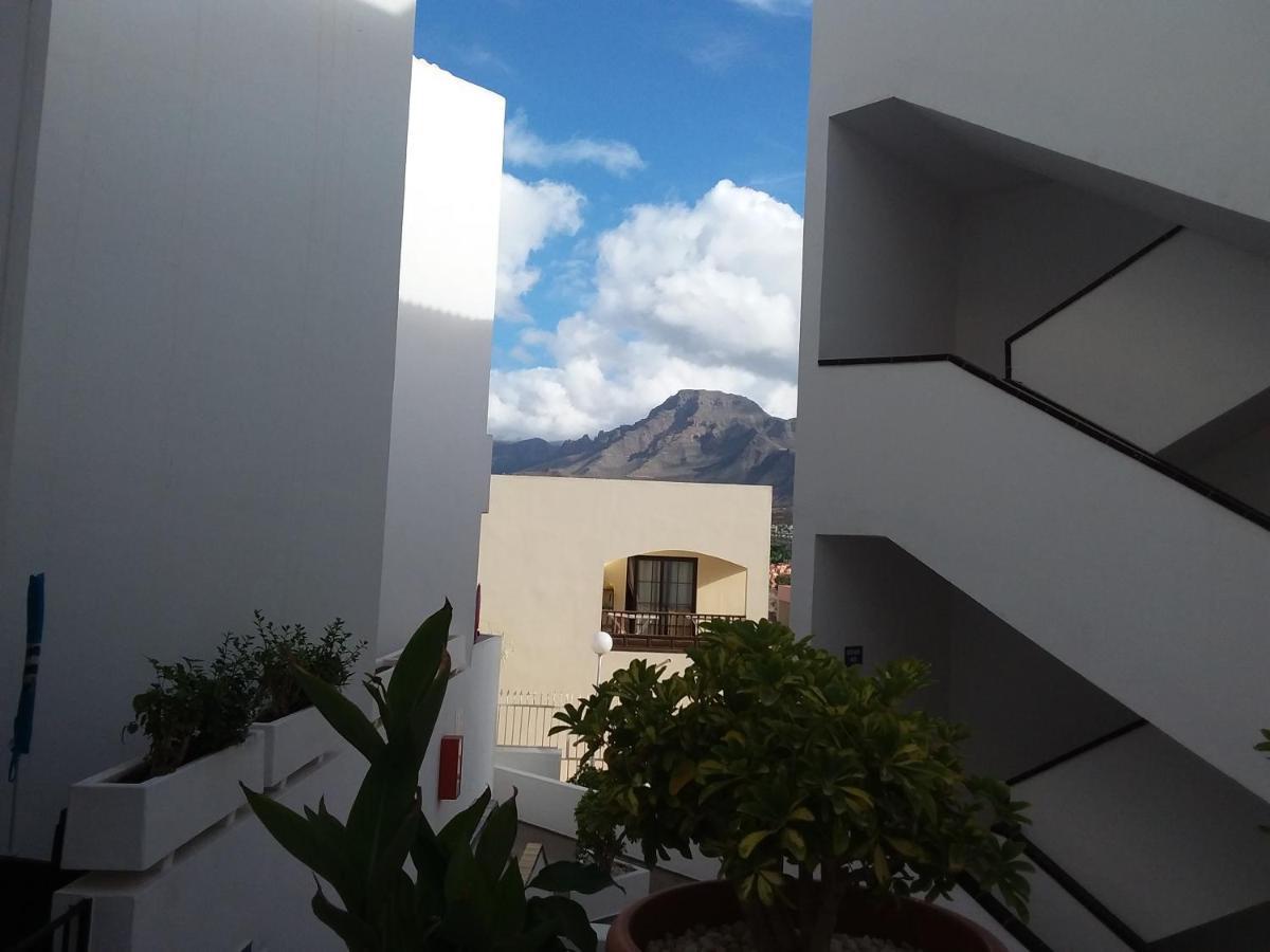 Beach 400Mtr, Top Of Mountain With Spectacular Surround View 200Mtr Los Cristianos  Exterior photo