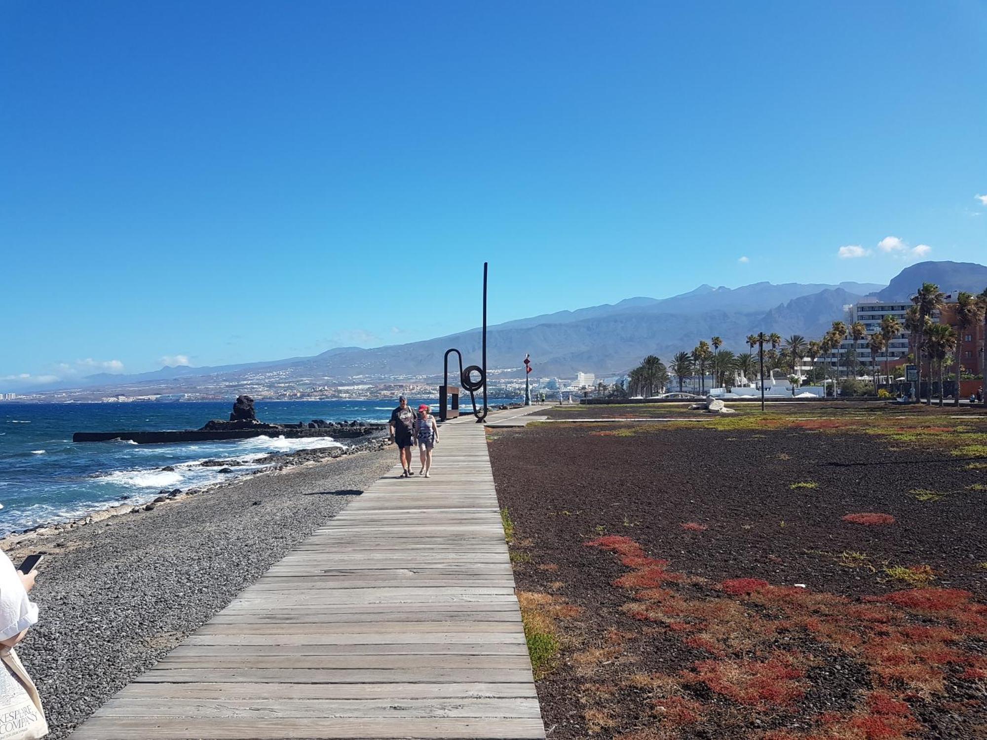 Beach 400Mtr, Top Of Mountain With Spectacular Surround View 200Mtr Los Cristianos  Exterior photo